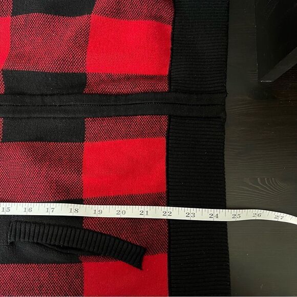 Torrid Red Plaid Long Sleeve Raglan Bomber Cardigan Zip Sweater Size 0 Large - Picture 13 of 13